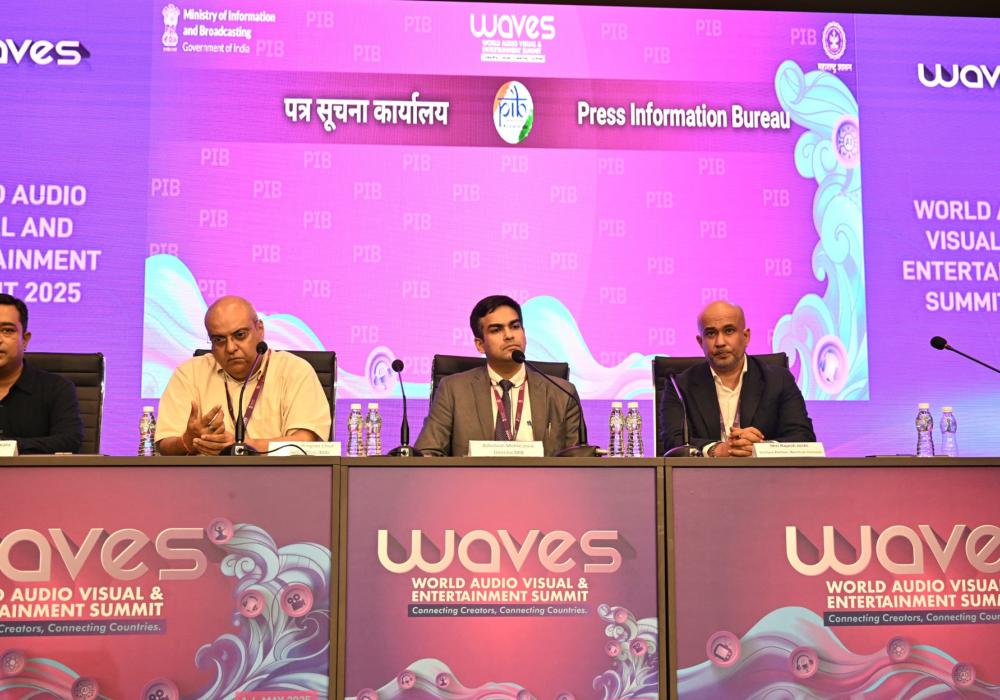 Shri Mustafa Harnesswala, Founder (Cabil), Shri Sandeep Jhingran, Chief Growth Officer (IMAI), Shri Ashutosh Mohle, Joint Director (MIB) and Shri Rajesh Joshi ,Venture Partner, Warmup Ventures addressing at WAVES 2025 in Mumbai, Maharashtra on May 04, 2025.