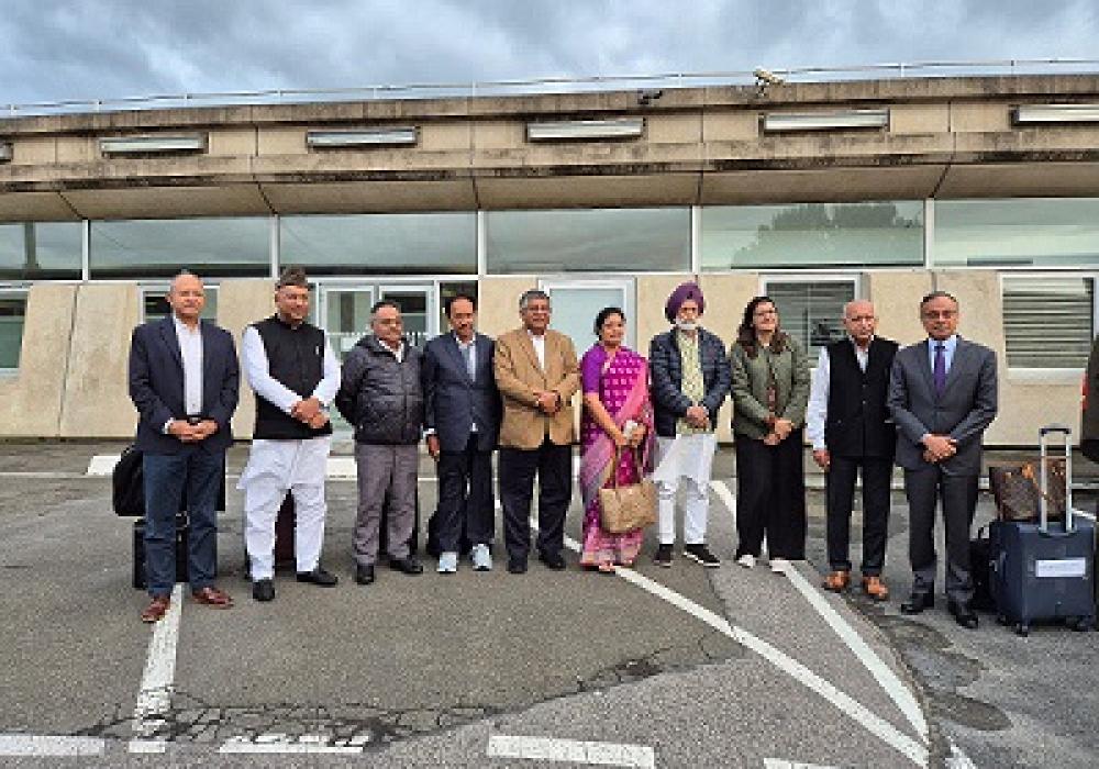An All Party 9-member delegation of eminent Parliamentarians and a distinguished former diplomat, led by Shri Ravi Shankar Prasad arrived in Paris to convey India’s strong and clear stance against terrorism.
