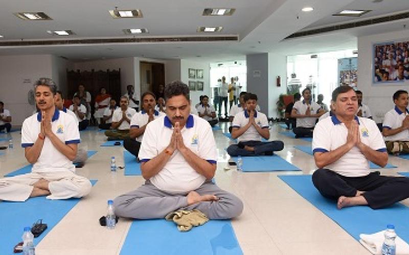 The Secretary, Ministry of Information & Broadcasting, Shri Sanjay Jaju participated in the 11th International Day of Yoga celebrations at National Media Centre, in New Delhi on June 21, 2025.