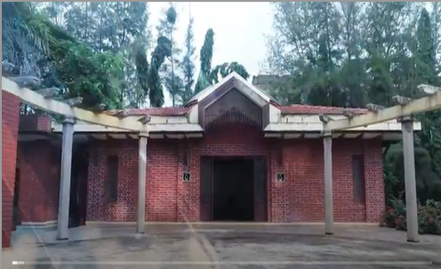 Pampa Sarovar, also called Congress Well, was created to fulfill the drinking water requirements of delegates of Belgaum Congress Session in 1924. Watch the complete story of this well.