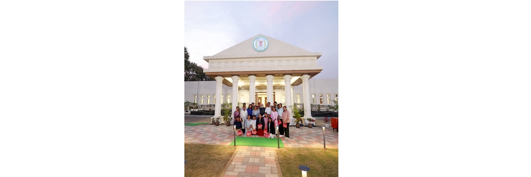PM in a group photograph with Exam Warriors during the 2nd episode of 9th edition of Pariksha Pe Charcha 2026, in New Delhi