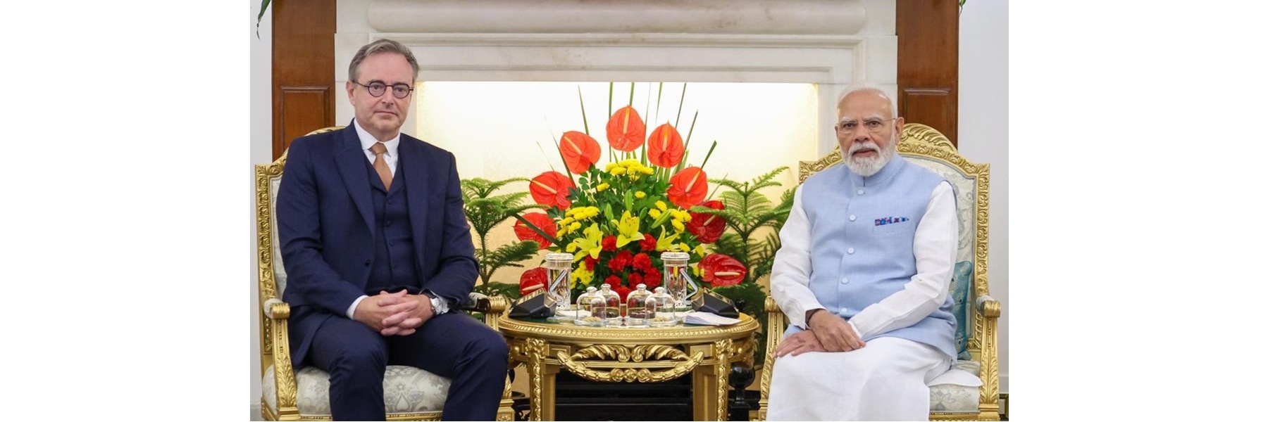 नई दिल्ली के हैदराबाद हाउस में प्रधानमंत्री की बेल्जियम के प्रधानमंत्री श्री बार्ट डी वेवर के साथ बैठक।