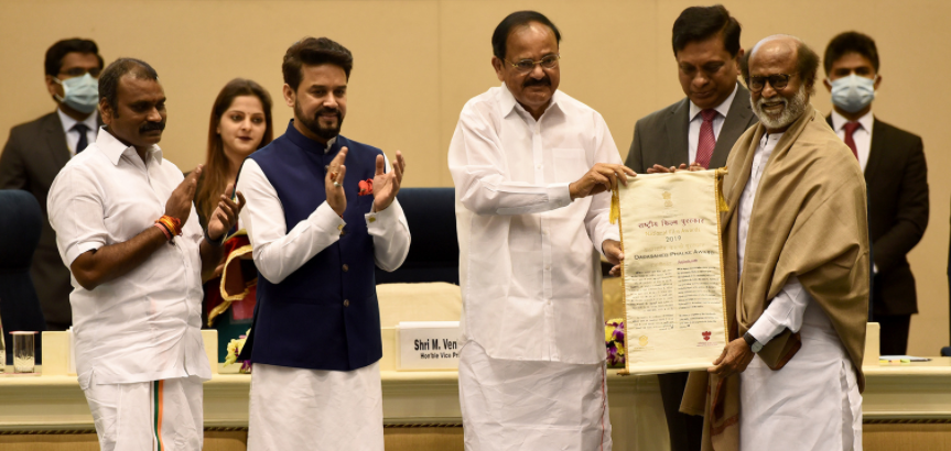 Vice President of India Shri M Venkaiah Naidu honouring Shri Rajinikanth with the Dadasaheb Phalke Award at the felicitation ceremony of National Film Awards 2019 The ceremony was held on 25th October 2021