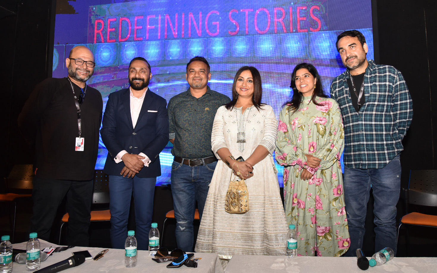  Sh. Rahul Bose, Sh. Pankaj Tripathi , Smt. Divya Dutta with other dignitaries during the in conversation session on ‘redefining stories.’