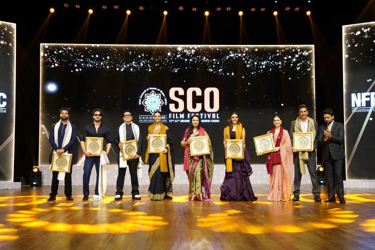 SCO Opening with Stars
