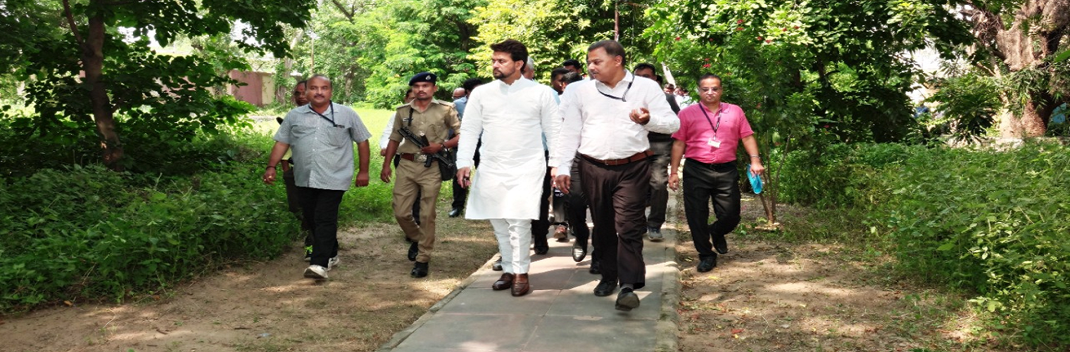 A visit to DDK Ahmedabad by the hon'ble minister, Shri Anurag Singh Thakur, to review the progress under Special Campaign 2.0 on Swachatta