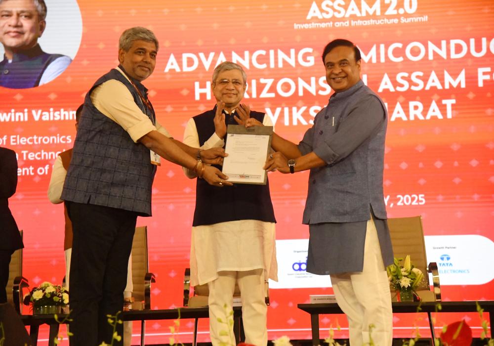 Shri Ashwini Vaishnaw attends 'Advancing Semiconductor Horizons in Assam for Viksit Bharat' session at Advantage Assam 2.0 Summit on February 25, 2025.